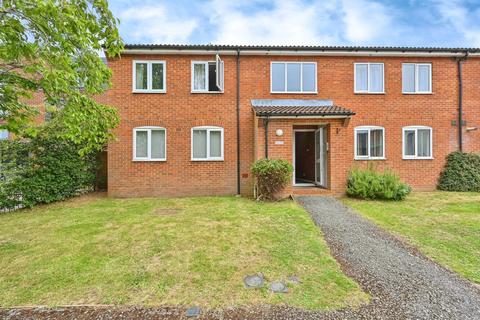 1 bedroom ground floor flat for sale, Burleigh Road, St. Albans