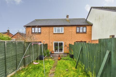 2 bedroom end of terrace house for sale, Warwick Close, CHIPPENHAM