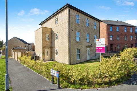 4 bedroom semi-detached house for sale, Azalea Avenue, Seacroft, Leeds