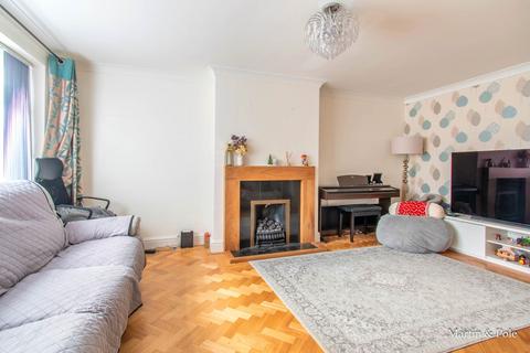 4 bedroom semi-detached house for sale, Silverdale Road, Earley, Reading