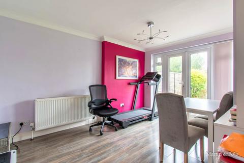 4 bedroom semi-detached house for sale, Silverdale Road, Earley, Reading
