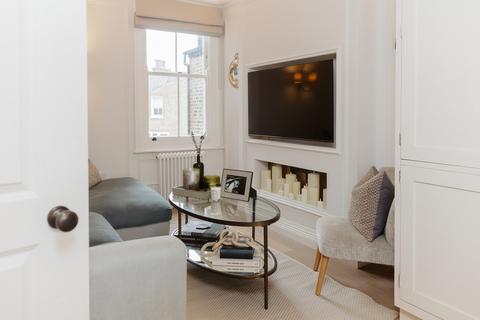 3 bedroom flat for sale, Cranbury Road, London, SW6