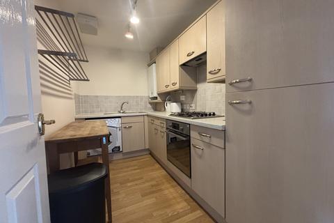 2 bedroom flat to rent, St. Clair Road, Edinburgh EH6