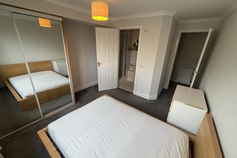 2 bedroom flat to rent, St. Clair Road, Edinburgh EH6