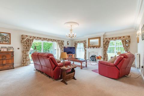 3 bedroom detached bungalow for sale, A beautifully presented three-bedroom detached bungalow designed exclusively for the over-55s in Sheringham