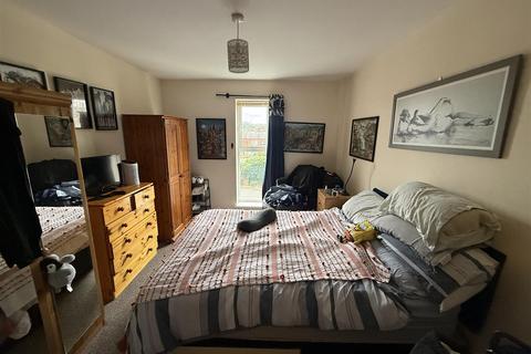 undefined, Barons Court, Burton-On-Trent DE14