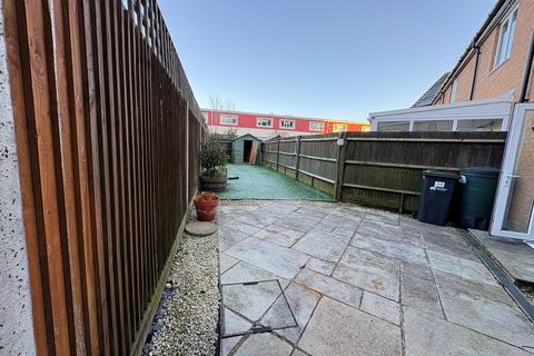 3 bedroom end of terrace house for sale, Howe Road, Gosport