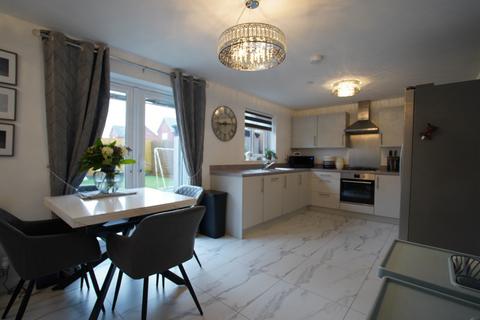 undefined, Heol Y Gylfinir, Llanilid, Pontyclun