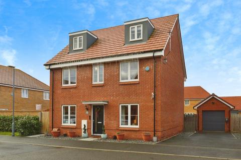 5 bedroom detached house for sale, Fontaines Road, Glebe Farm, Milton Keynes