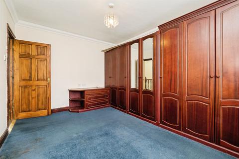 3 bedroom terraced house for sale, Westlyn Close, Rainham
