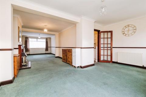 undefined, Westlyn Close, Rainham