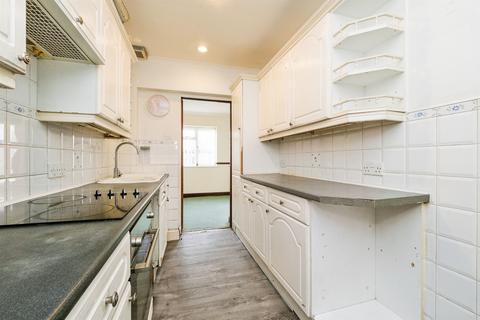 undefined, Westlyn Close, Rainham