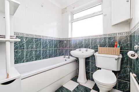 undefined, Westlyn Close, Rainham