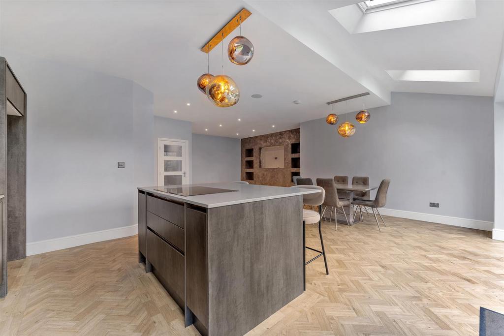 Kitchen Area 3