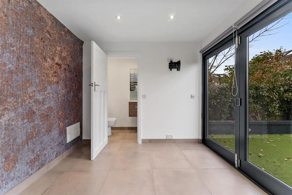 Garden Room 2