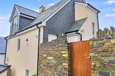 Falmouth TR11