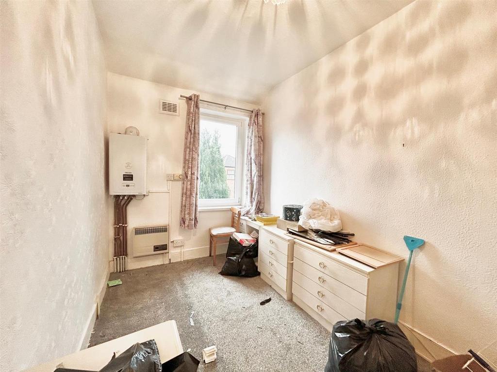 Bedroom 2.jpg