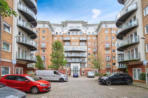 Winterthur Way, Basingstoke