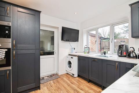 2 bedroom semi-detached house for sale, Devon Crescent, WEST BROMWICH