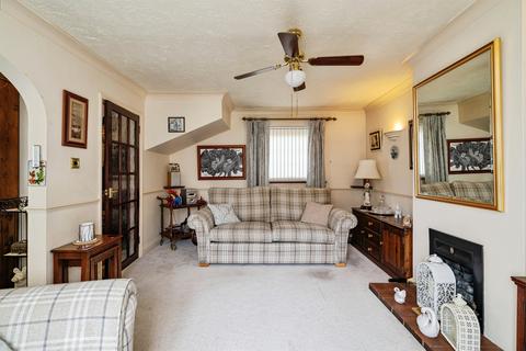 3 bedroom detached house for sale, Yew Tree Court, Scole, Diss