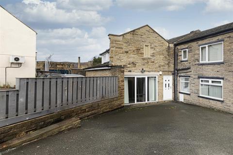 Huddersfield Road, Elland