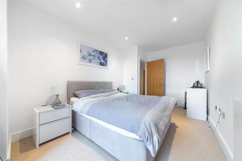 1 bedroom flat to rent, Grove Street, London SE8