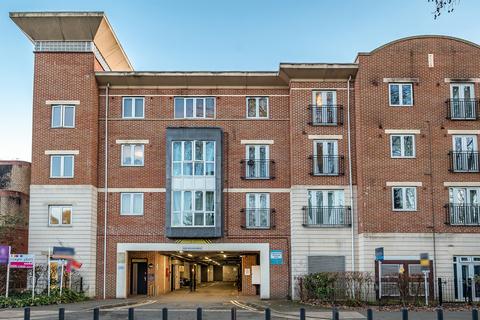 Grenfell Road, Maidenhead