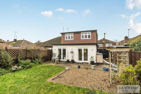 4 bedroom semi-detached bungalow for sale, Foresters Crescent, Bexleyheath
