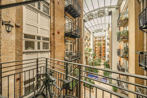 undefined, High Timber Street, London EC4V