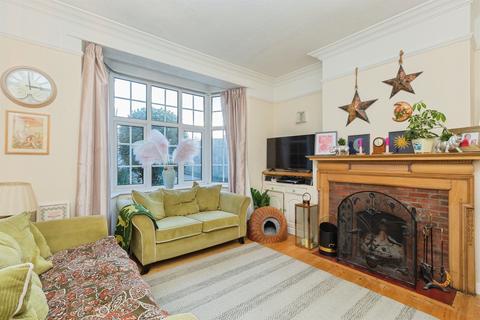 4 bedroom semi-detached house for sale, Oxford Road, Stone, Aylesbury