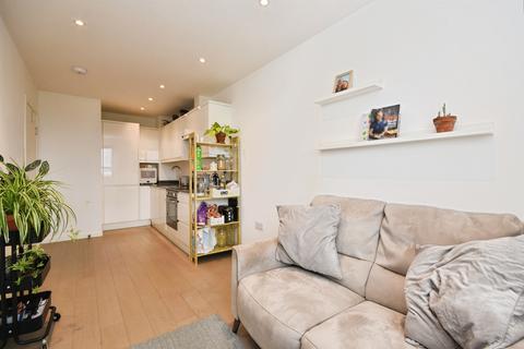 1 bedroom apartment for sale, Hubert Road, Brentwood