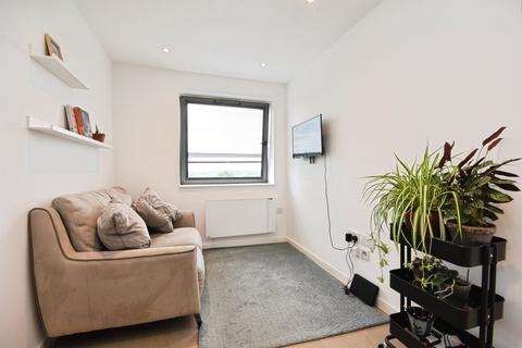 1 bedroom apartment for sale, Hubert Road, Brentwood