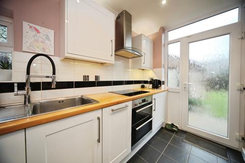 undefined, Englefield, Luton