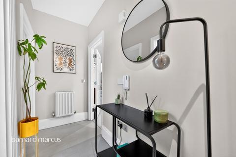 1 bedroom flat for sale, The Avenue, Surbiton
