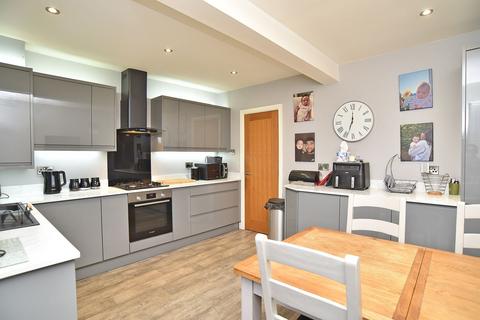 3 bedroom house for sale, St. Andrews Parade, Harrogate, HG2