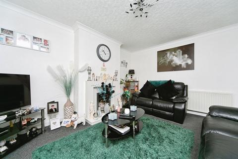 3 bedroom semi-detached house for sale, Eddisbury Road, Whitby, Ellesmere Port
