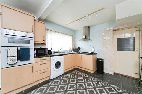 3 bedroom semi-detached house for sale, Eddisbury Road, Whitby, Ellesmere Port