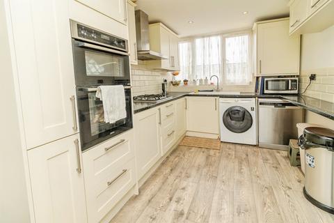 3 bedroom terraced house for sale, Mentieth Close, Bletchley, Milton Keynes