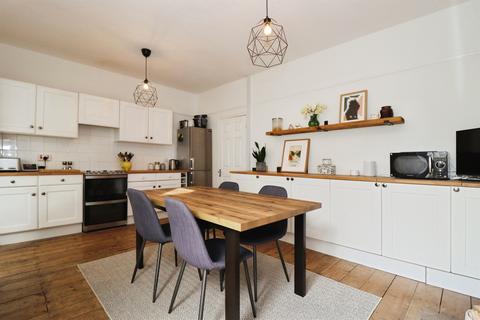 3 bedroom terraced house for sale, Cross Street, Bristol