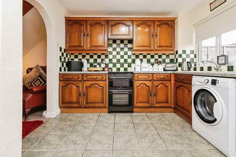 undefined, Monteagle Drive, Kingswinford