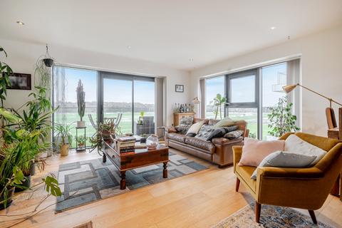 undefined, Kingman Way Newbury RG14