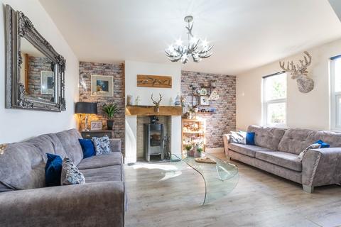 4 bedroom semi-detached house for sale, London Road, MALDON