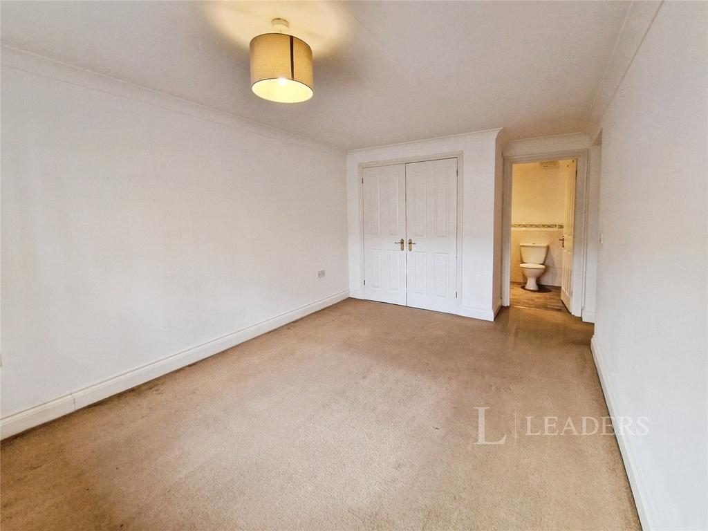 Main Bedroom