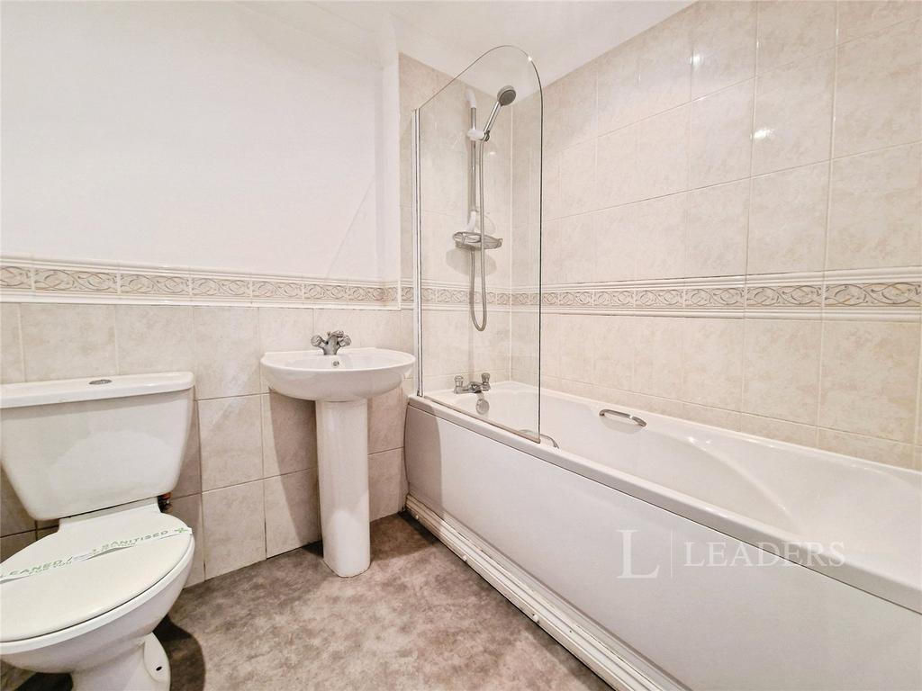 Main Bathroom