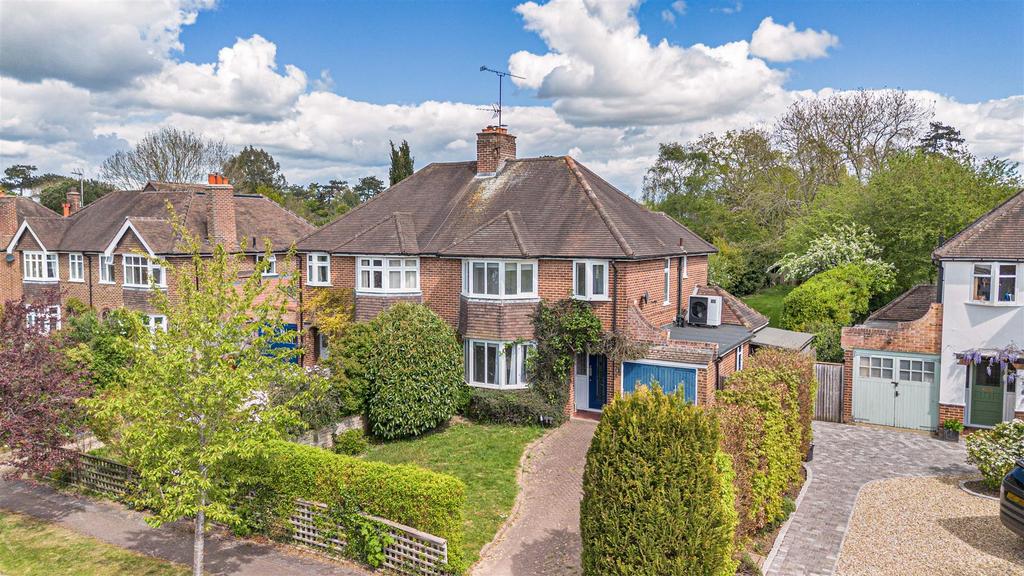 Burnham Rise Burnham Rise 3 bed semi-detached house for sale - £700,000