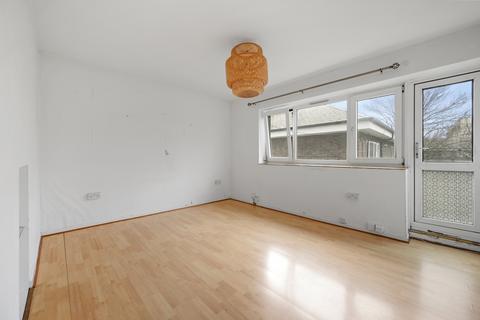 1 bedroom apartment to rent, Adrian House, Jays Street, Islington, N1