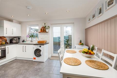 3 bedroom semi-detached house for sale, Oakfield Street, Pontarddulais, Swansea