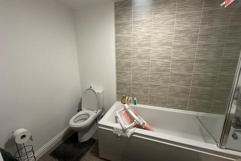 undefined, Rosso Close, Belle Vue, Doncaster