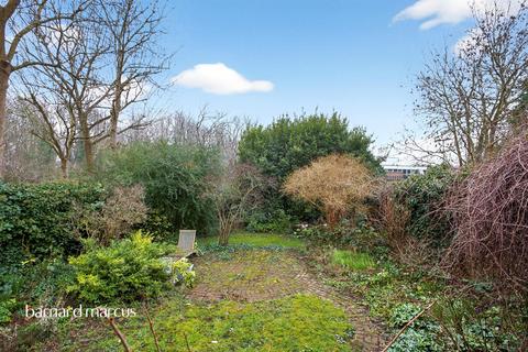 2 bedroom apartment for sale, Dukes Avenue, London