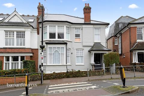 2 bedroom apartment for sale, Dukes Avenue, London